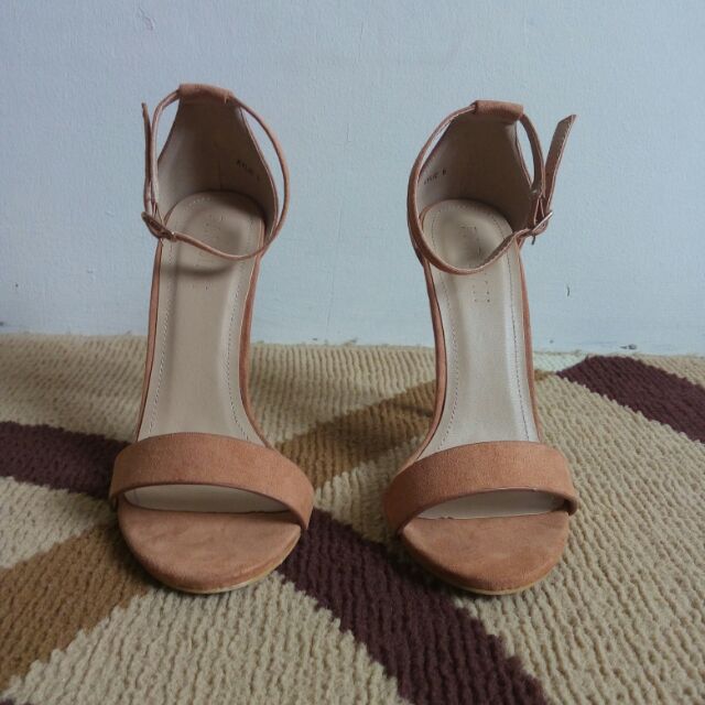 comfortable ankle boots