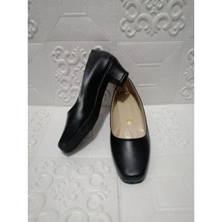 Duty shoes Matte black and glossy white shoesCLOSE SHOES 2 inches ...