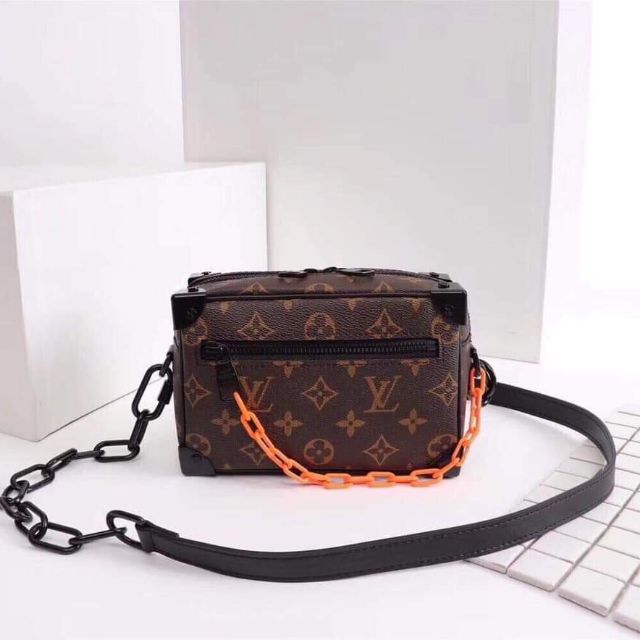 lv sling bag square