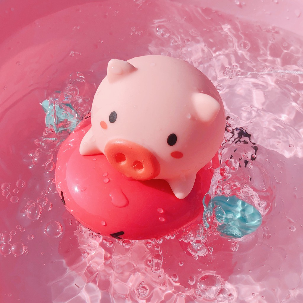 pig rubber duck