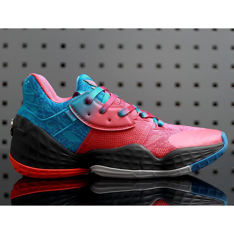 pink basketball shoes 2019
