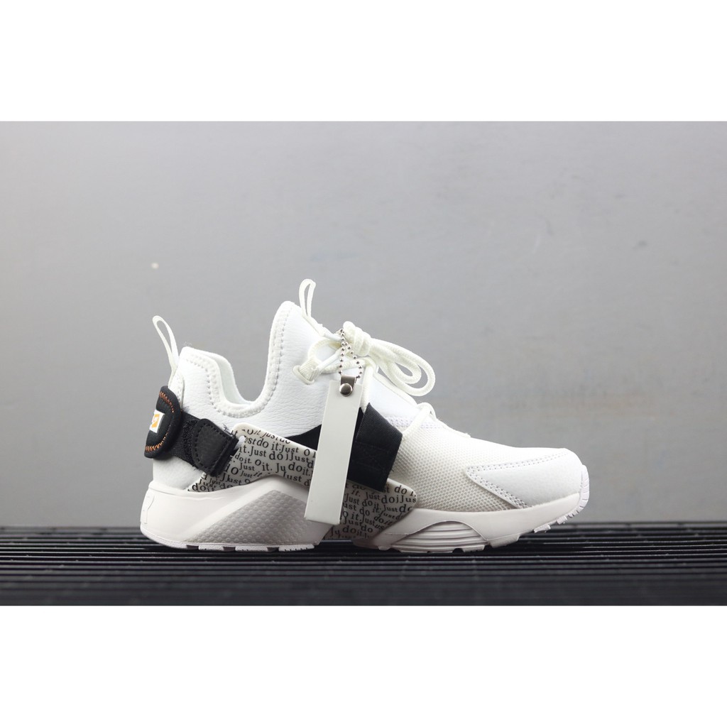 nike huarache city low just do it