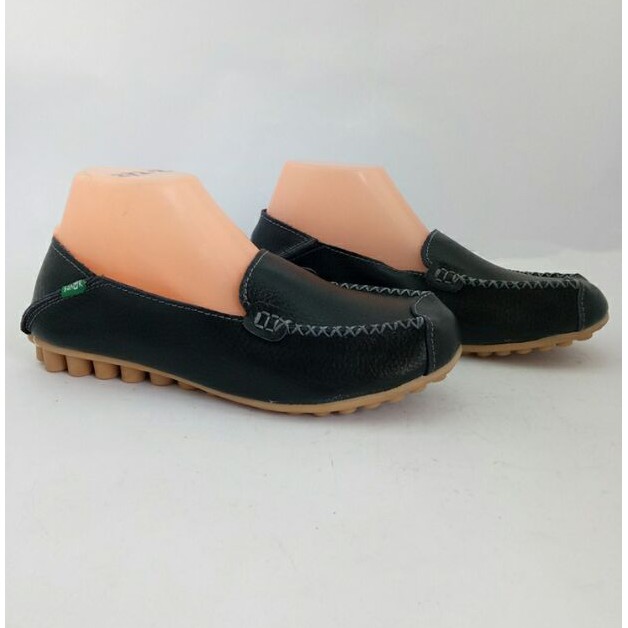 sanuk leather shoes