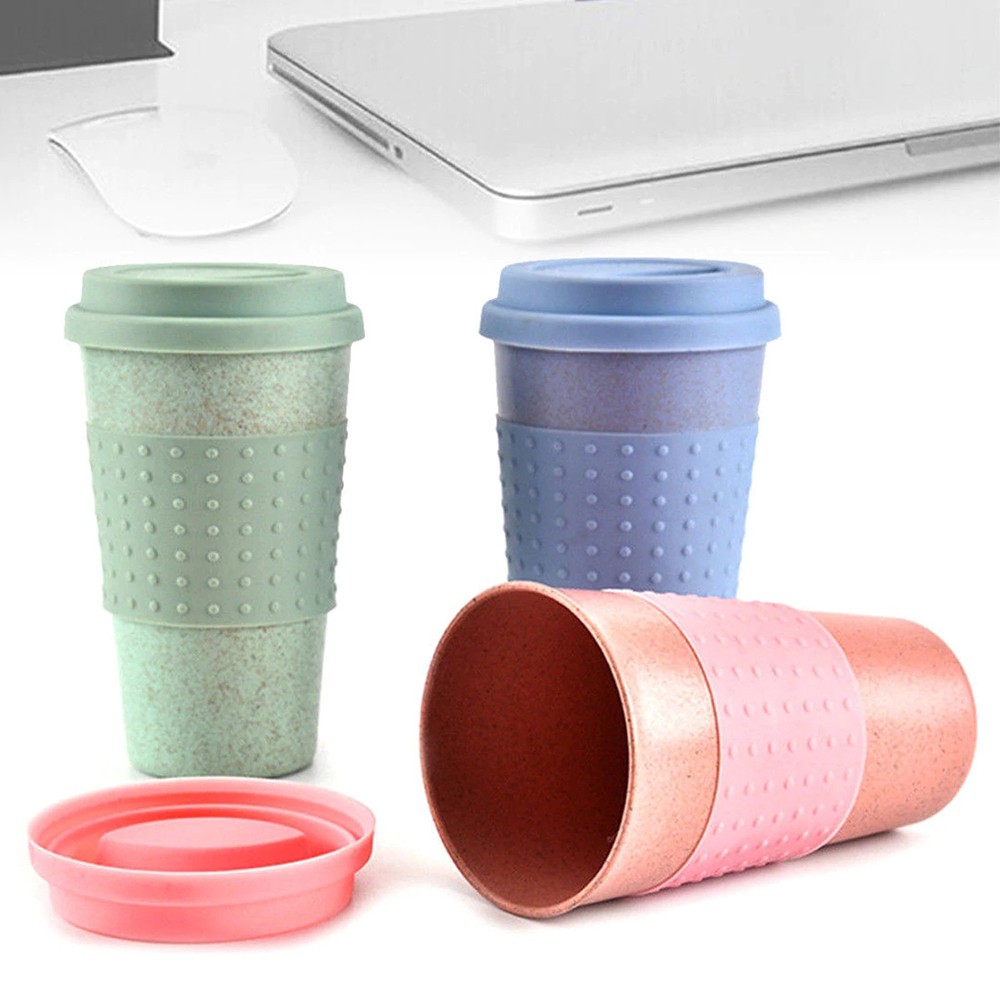 coffee cups with lids