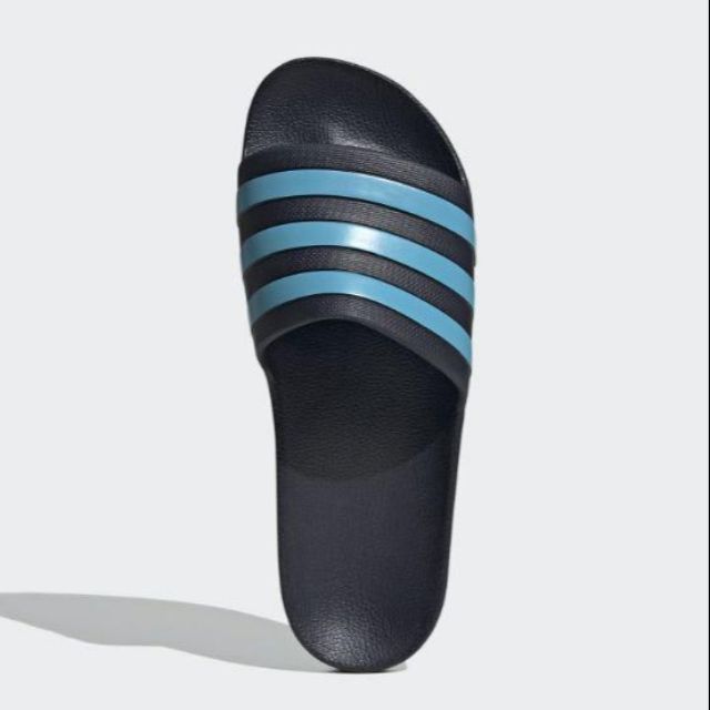 adilette aqua slides
