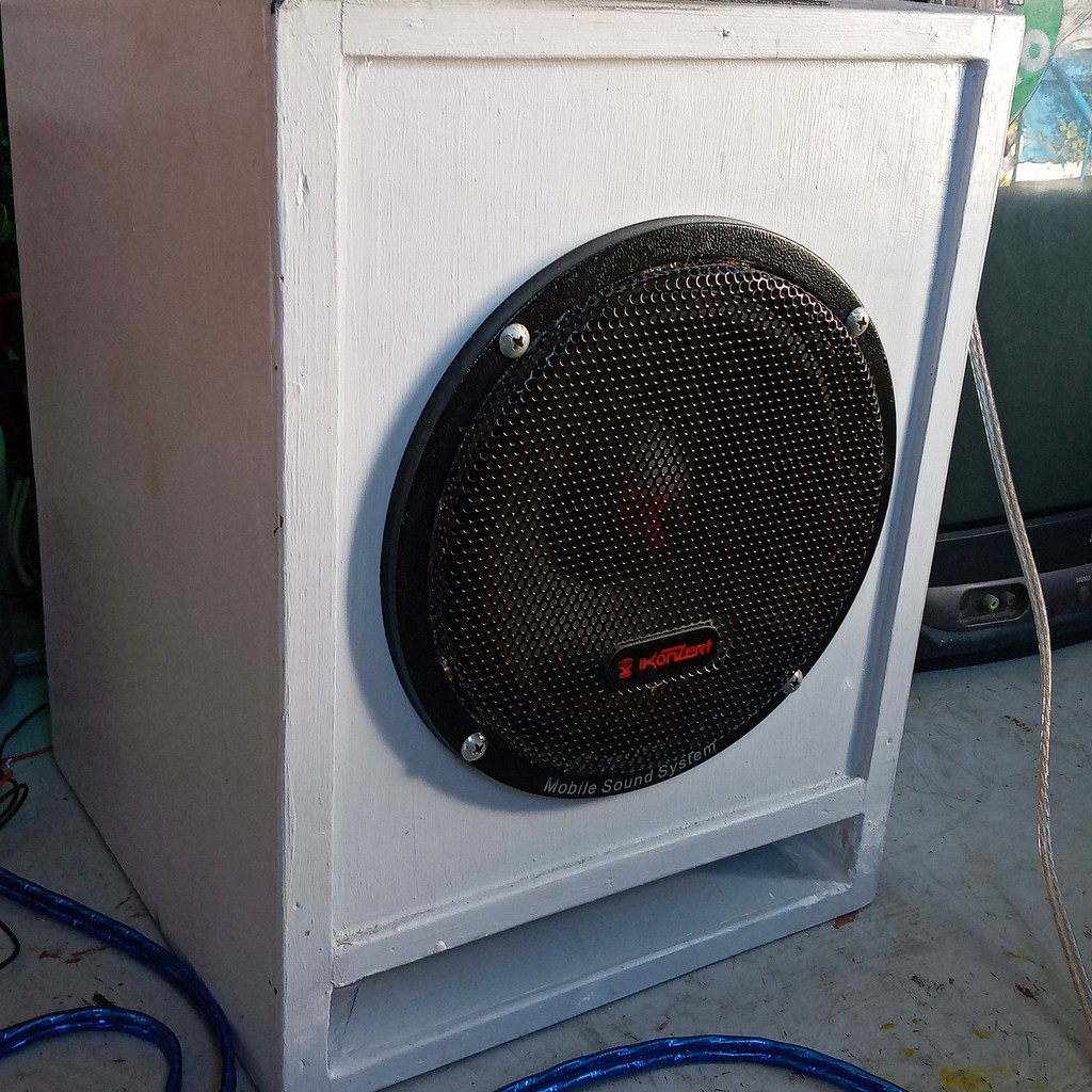 Konzert 8" KW880M with subwoofer box (1 cu.ft. ported enclosure tuned