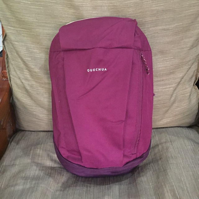 quechua nh100 10l hiking backpack