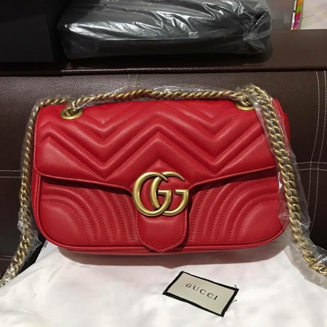 red gucci sling bag