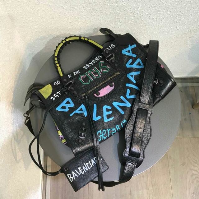 graffiti balenciaga bag