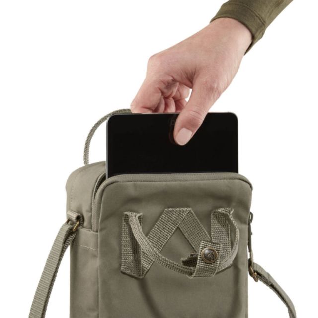 crossbody kanken