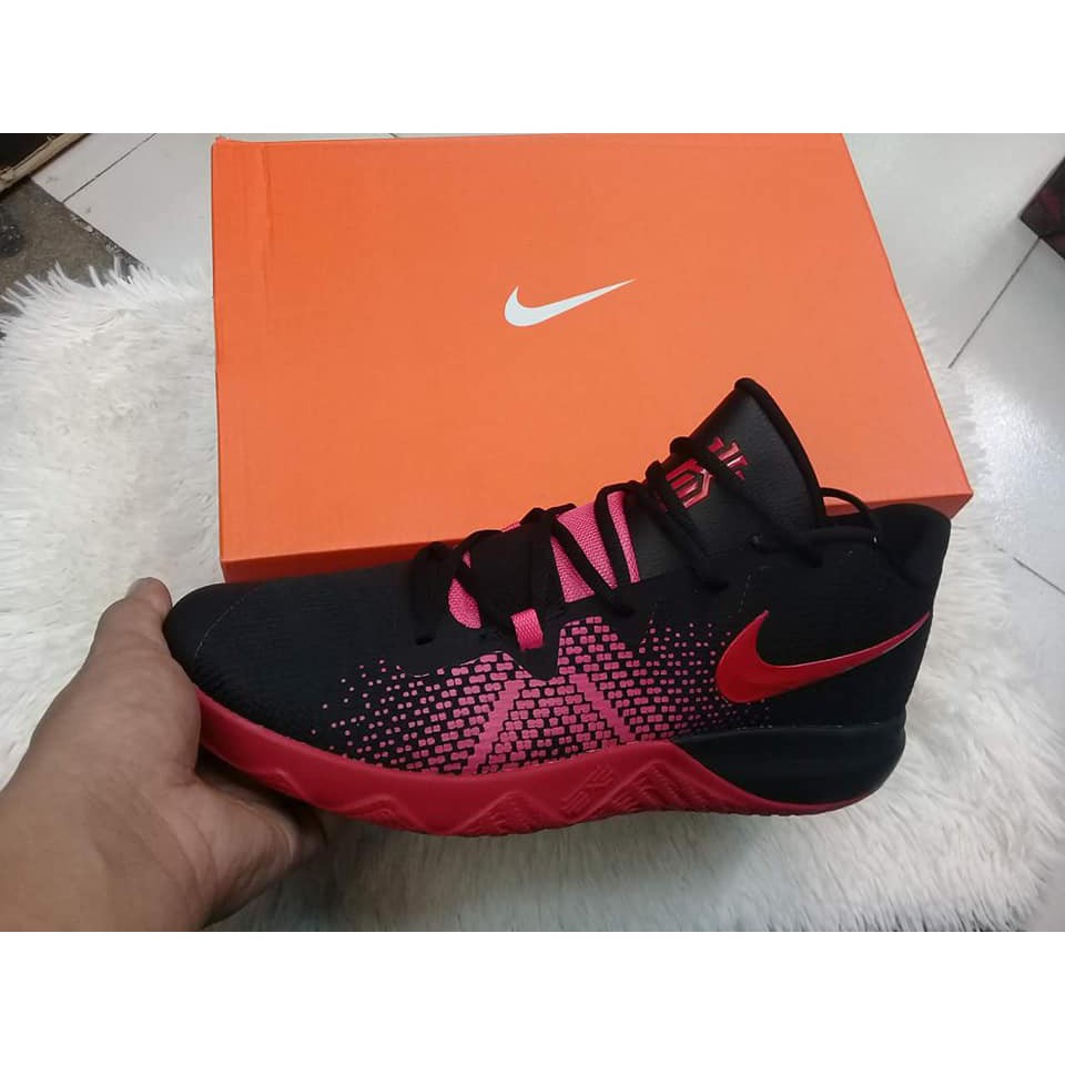 kyrie 4 flytrap