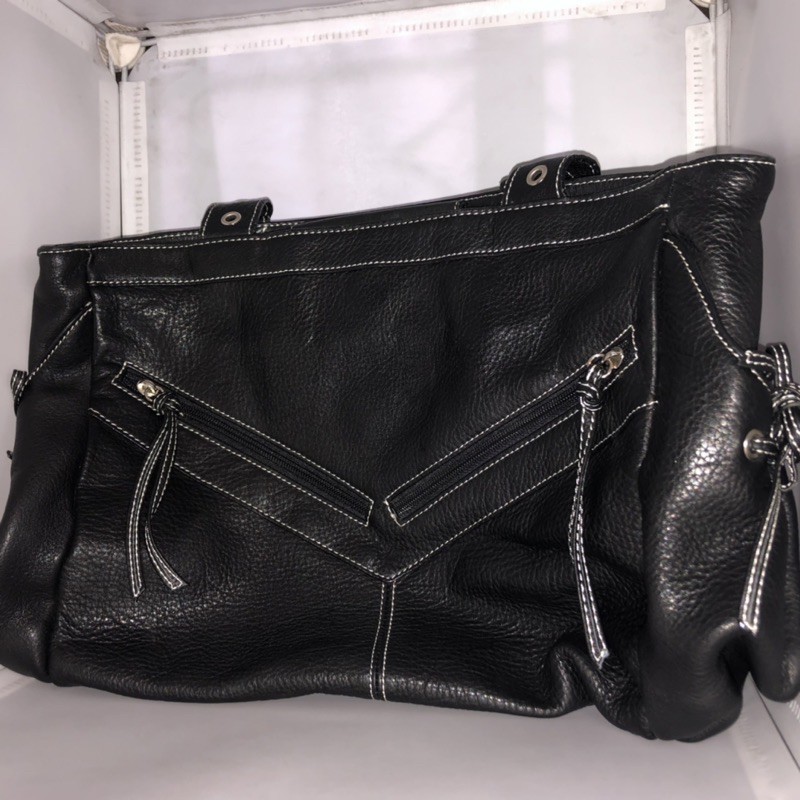 tignanello black leather shoulder bag