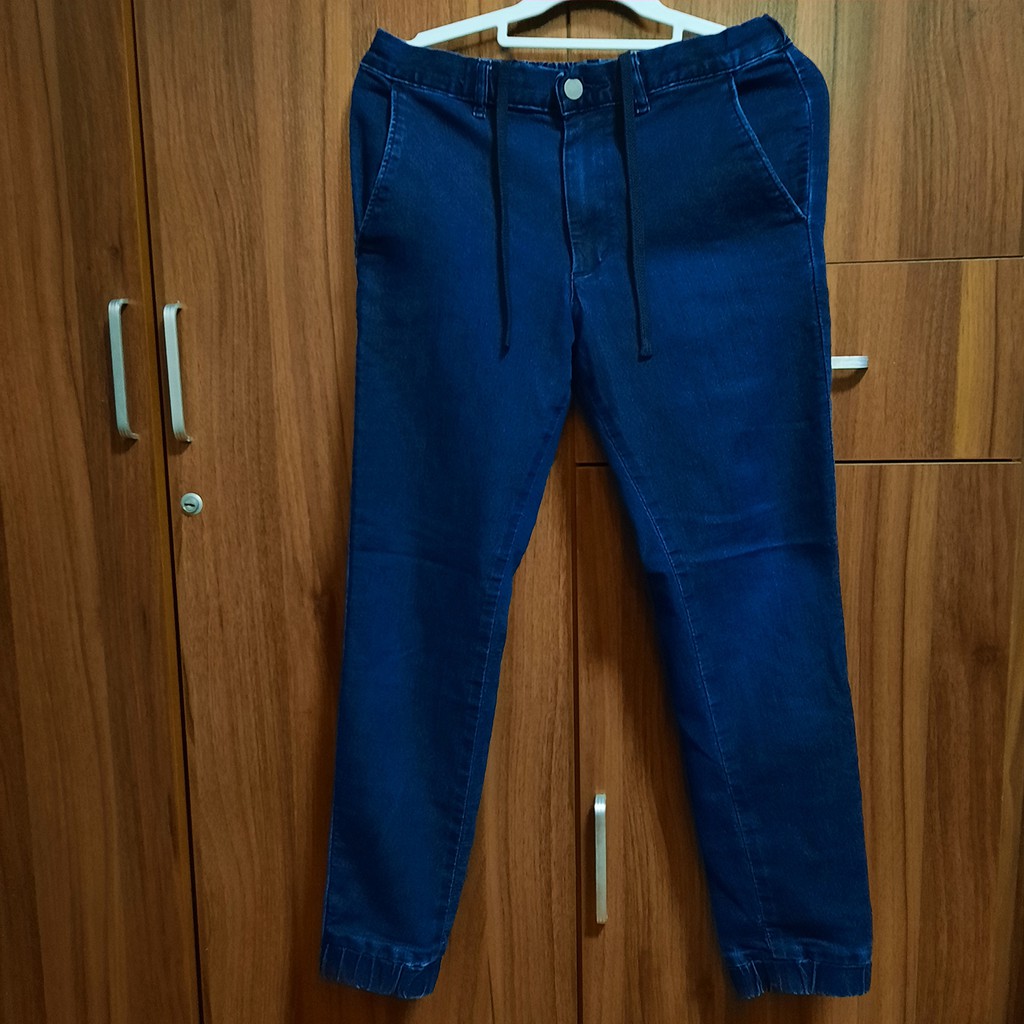 uniqlo denim jogger pants