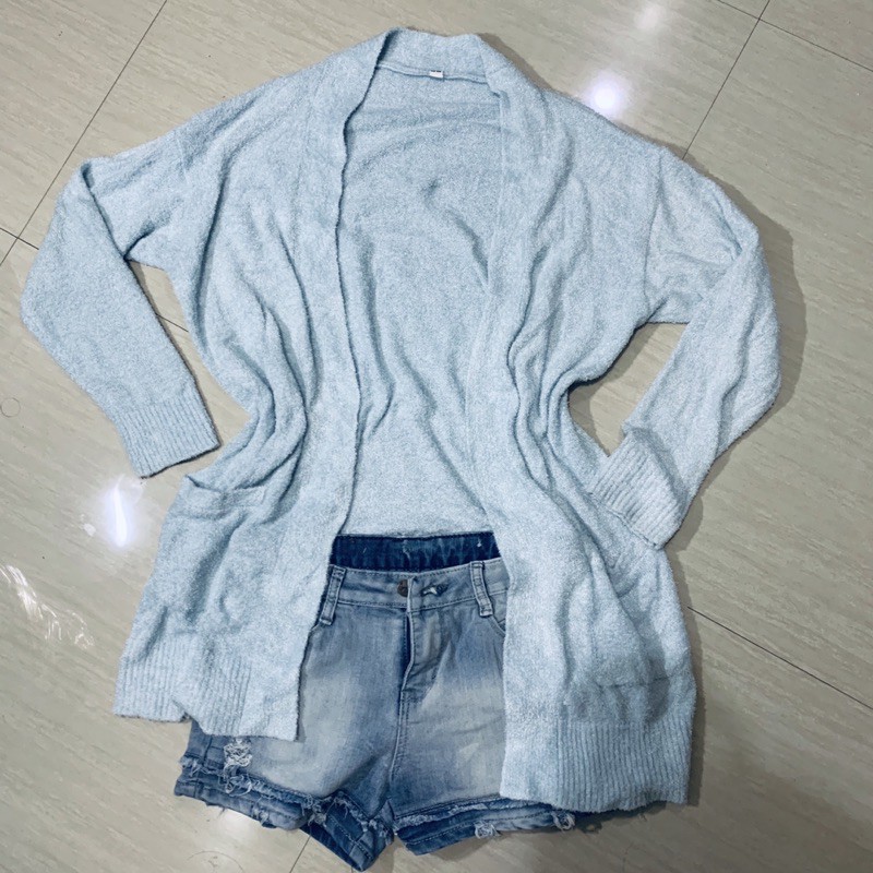 uniqlo blue cardigan