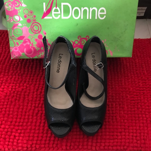 le donne shoes