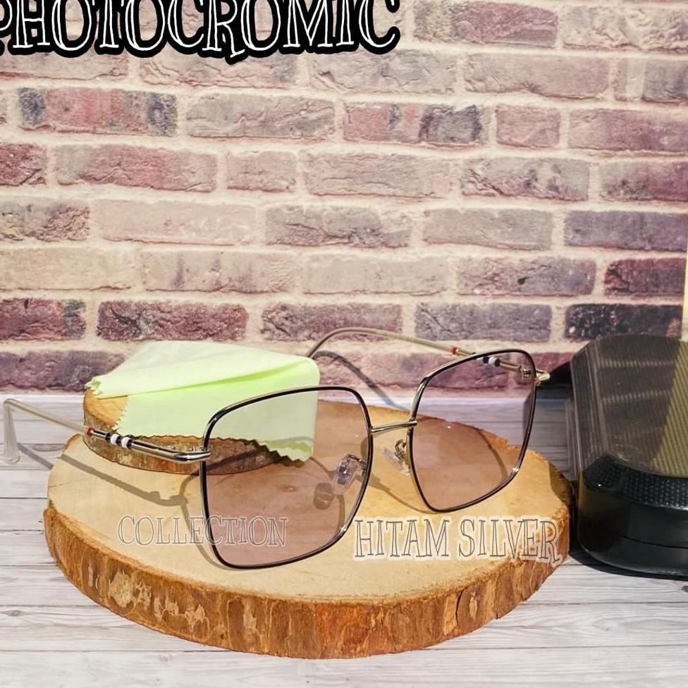 (YuG) 2022 Photocromic Lenses Change Color Changing Glasses Style Anti