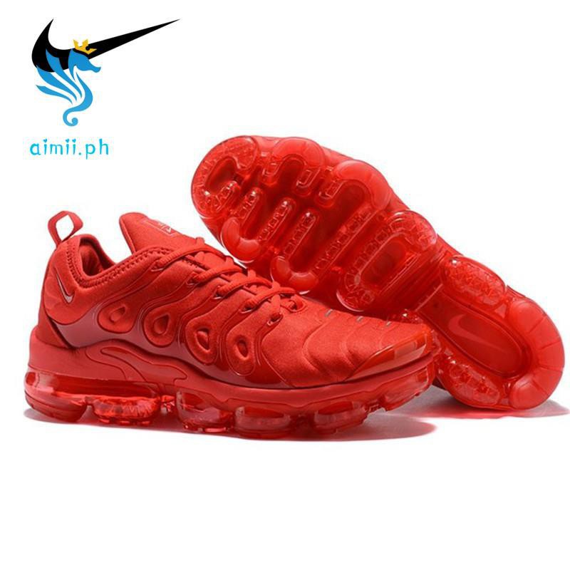 triple red vapormax plus