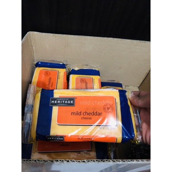 American Heritage Cheddar Cheese Mild / Medium / Sharp Cheddar cheese Shopee Philippines