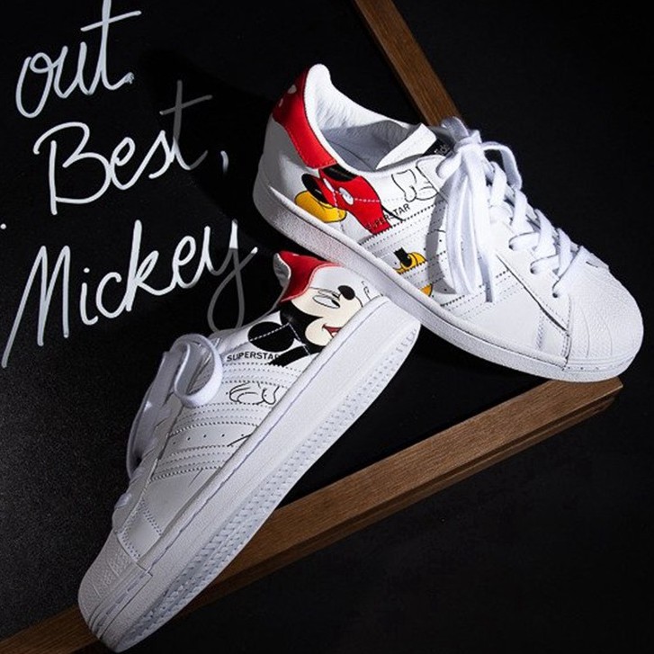 superstar adidas mickey