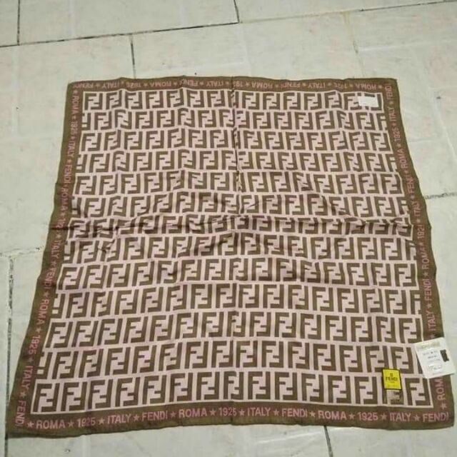 guardian fendi scarf