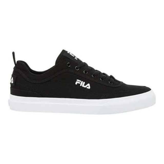 fila white canvas