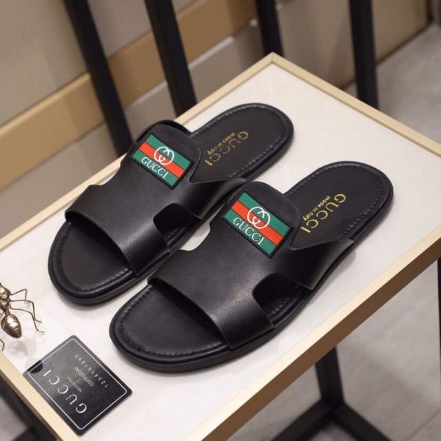 gucci slide slippers
