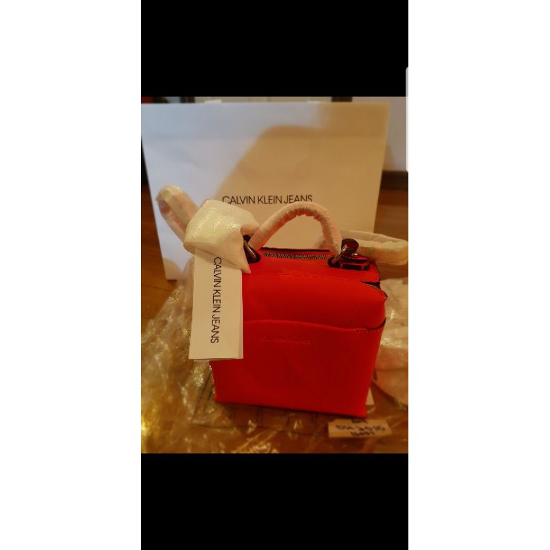 red calvin klein jeans