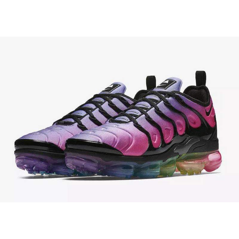 nike vapormax plus pink and purple