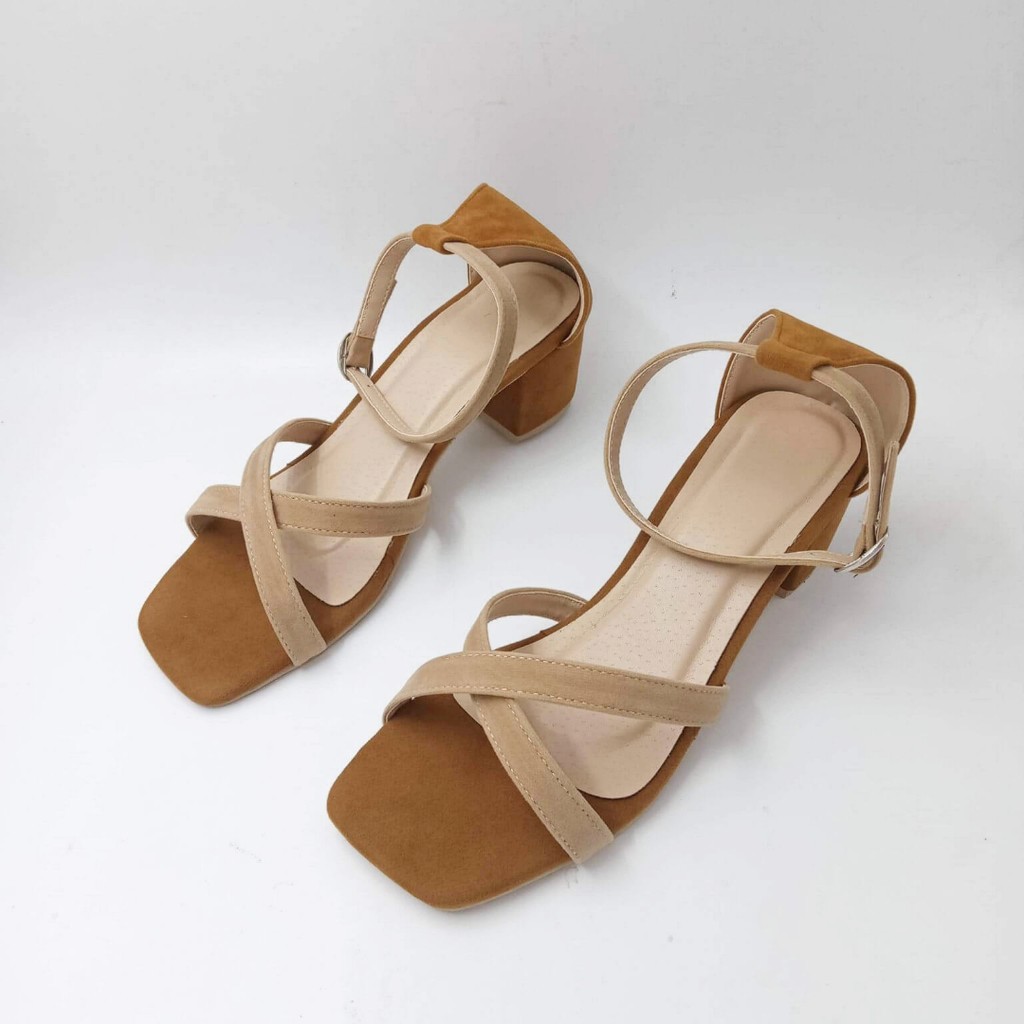 2 inch heel sandals