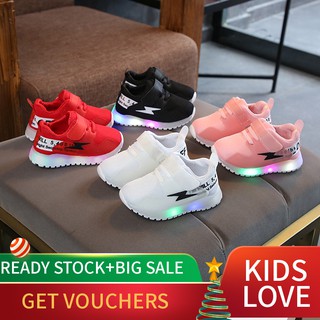 【COD】Children LED light shoes kids sports shoes Soft comfortable boy girl mesh light portable shoes
