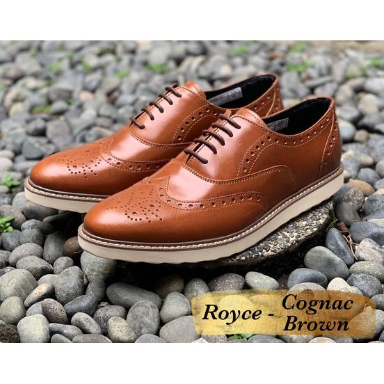 shoes cognac color