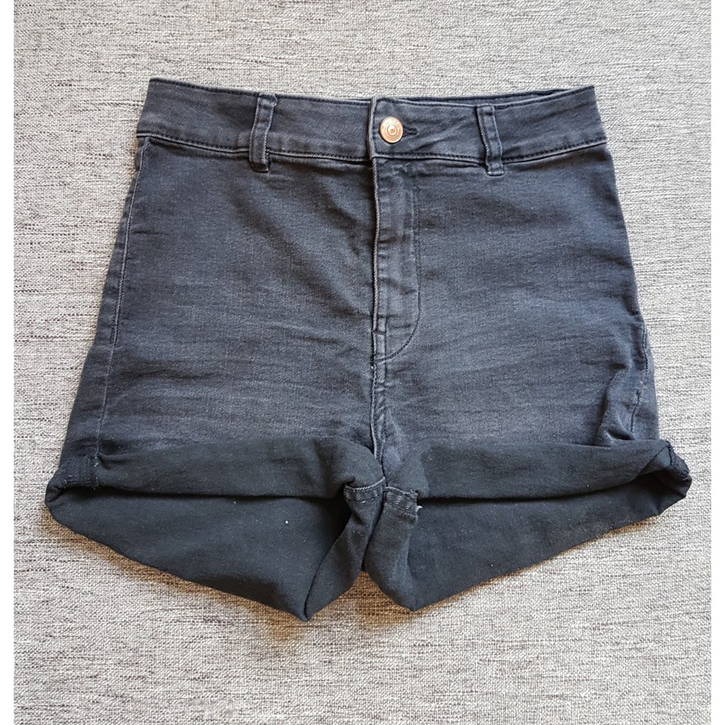 h&m divided shorts