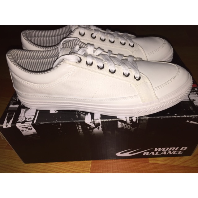 world balance white shoes for men