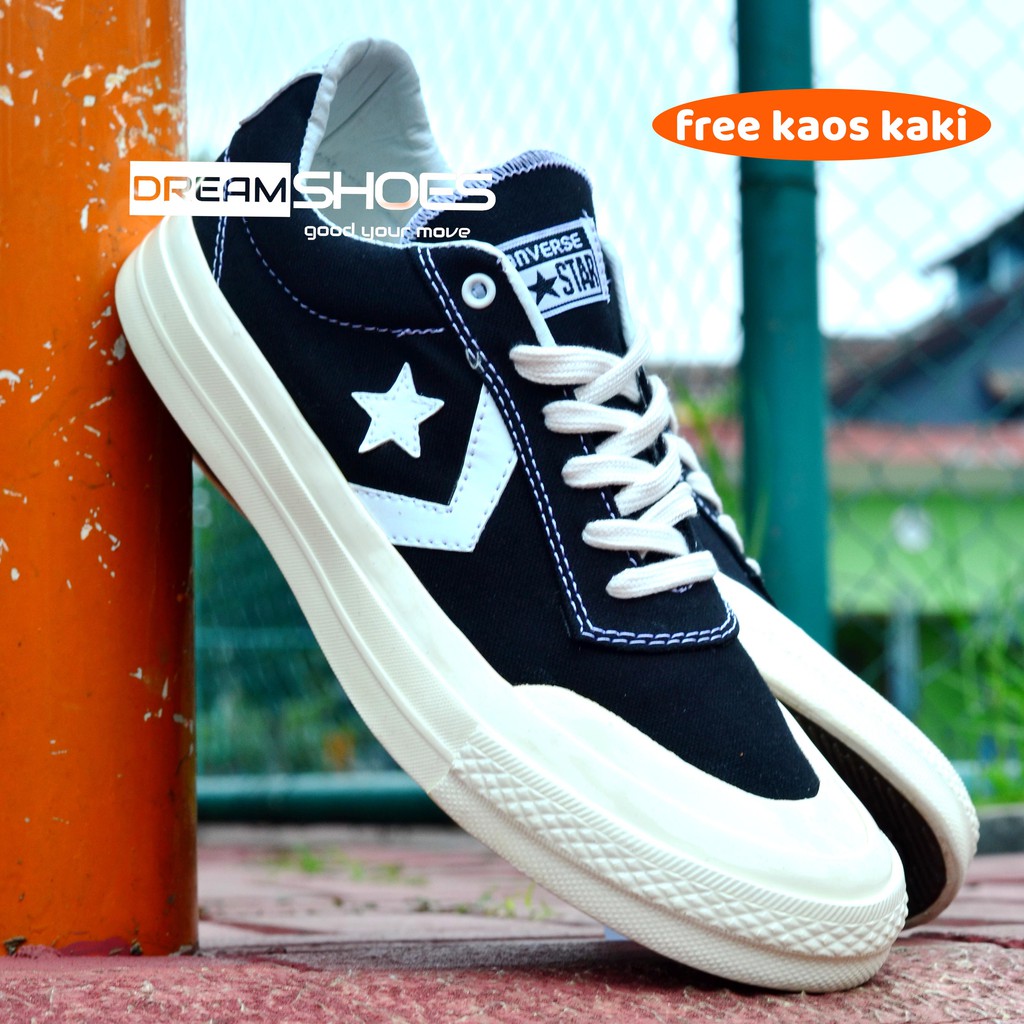 sepatu converse star player
