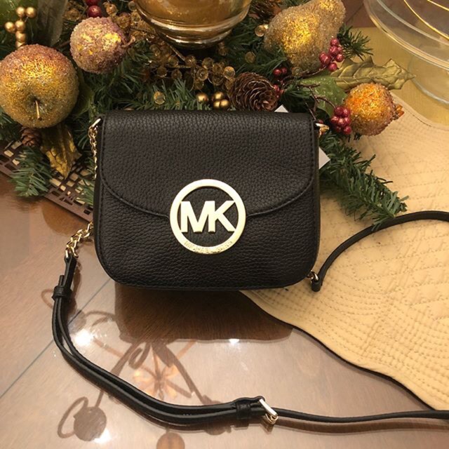 Michael Kors Camera Bag Sling | Shopee 