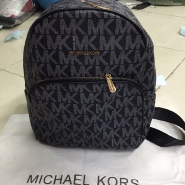 michael kors bag back