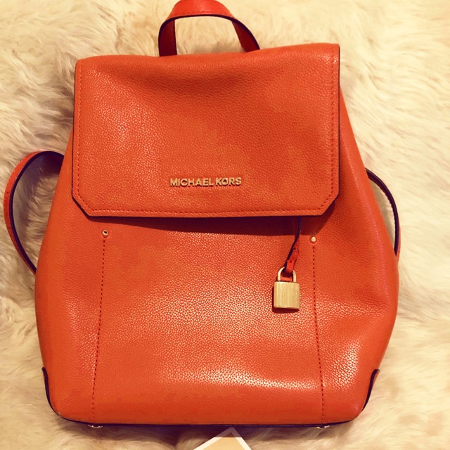 michael kors hayes medium backpack