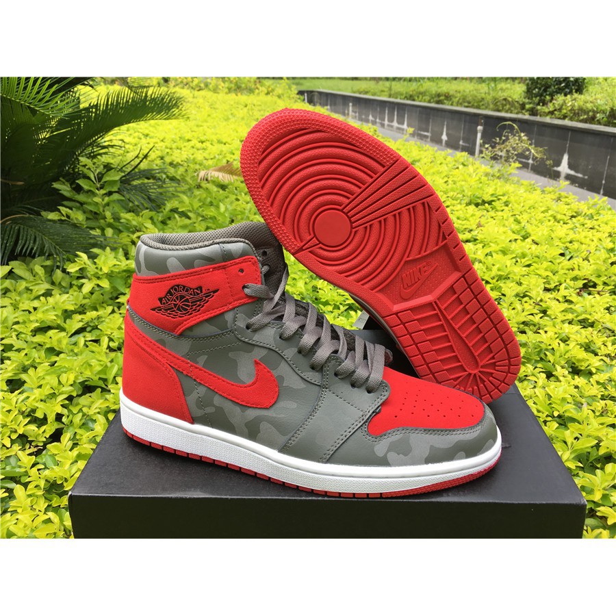 air jordan 1 camo red