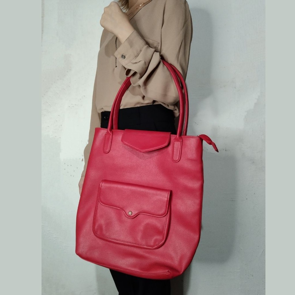 Avon Women's Shoulder Bag (Preloved) Shopee Philippines