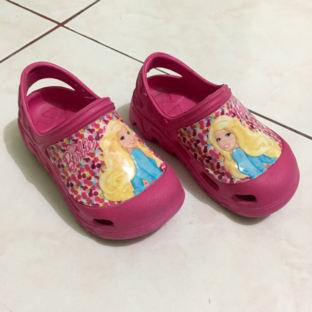 crocs barbie