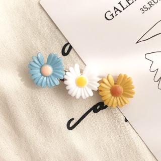 daisy hair accessories