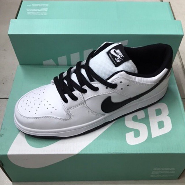 white black sb dunks