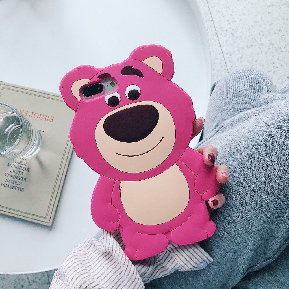 Giữ cho chiếc điện thoại của mình luôn trông mới mẻ và đáng yêu như gấu dâu với ốp điện thoại gấu dâu 3D. Thiết kế độc đáo, chất lượng tốt sẽ khiến bạn tin tưởng sử dụng trong nhiều năm tới. Hãy xem ngay hình ảnh sản phẩm này để có tình yêu mới cho chiếc điện thoại của bạn.