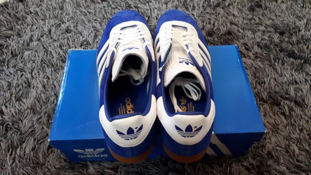 adidas gazelle size 10.5