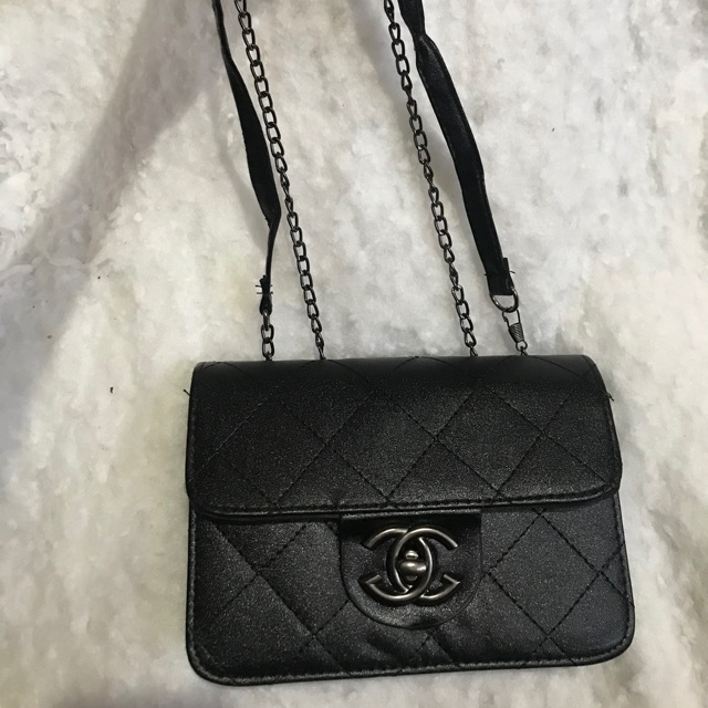 black chanel sling bag