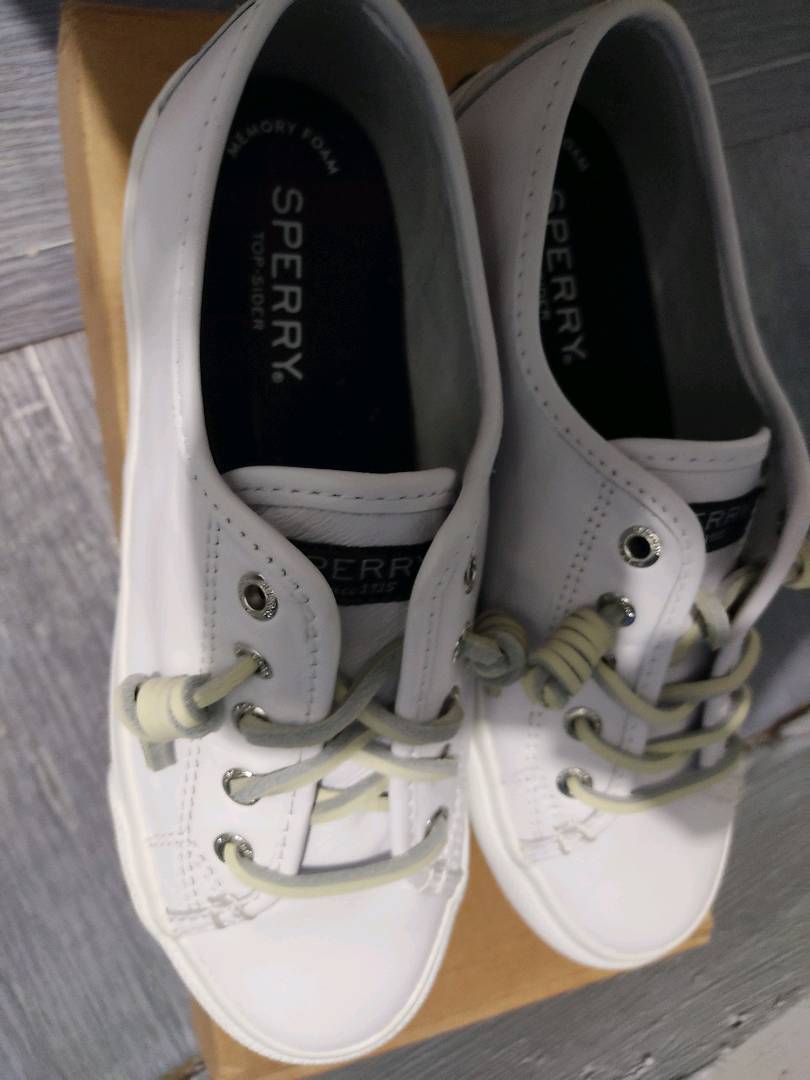 sperry seacoast white