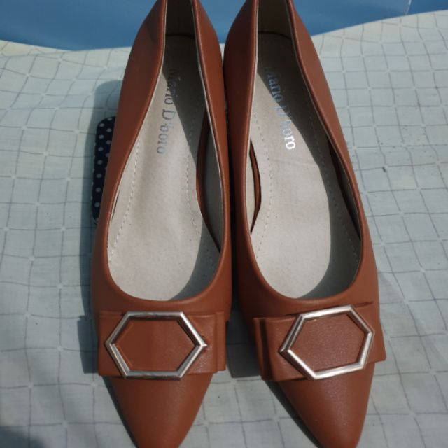 tan pumps shoes