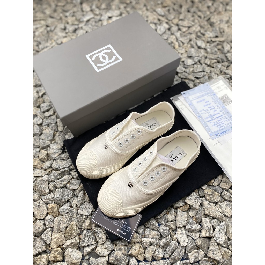 ladies white canvas shoes