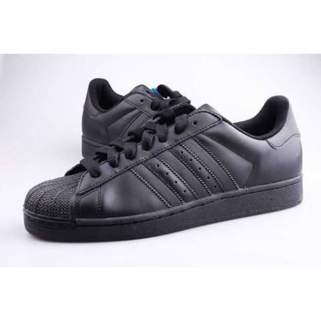 superstar triple black