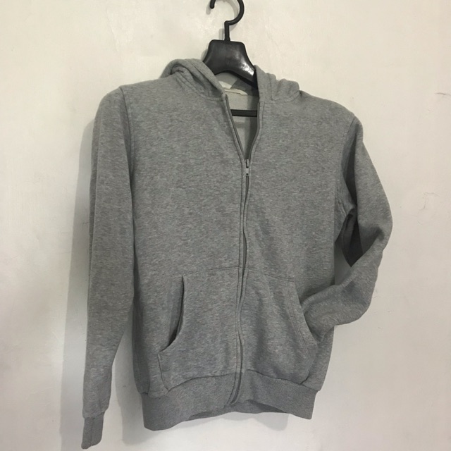 boys zip up sweater